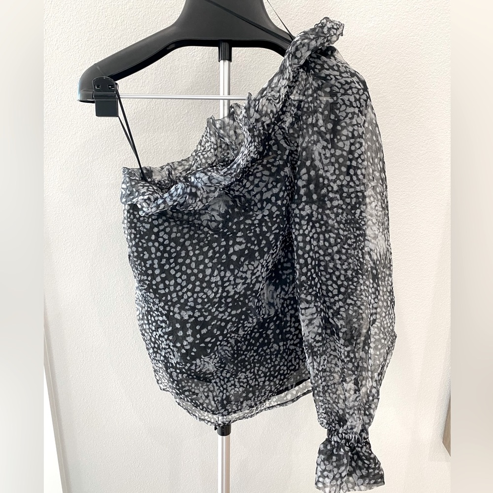 H&M One Shoulder Ruffled Top | Size S